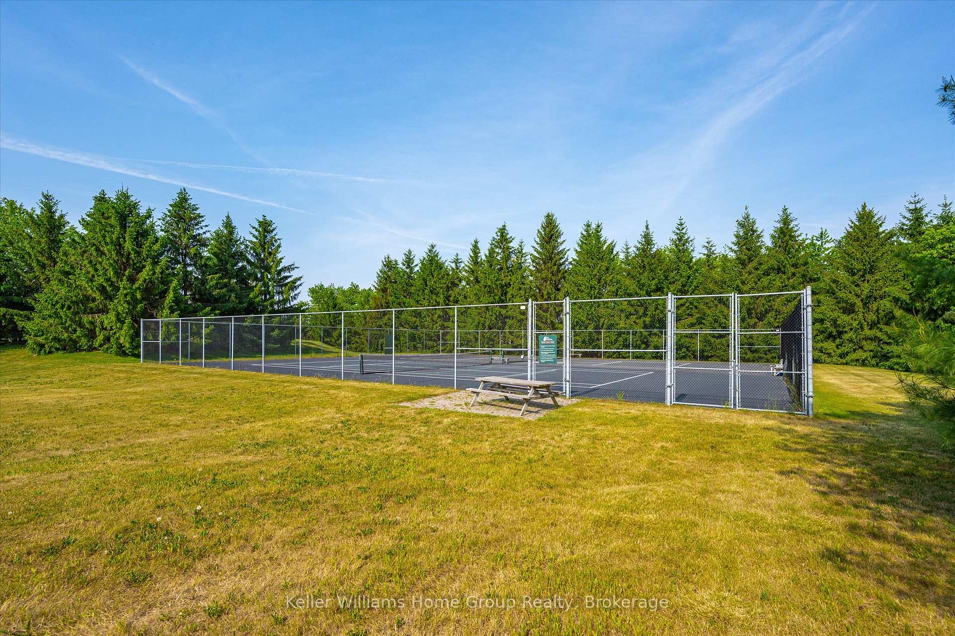 Photo 43 of 136 Bristlecone Crescent, Centre Wellington, Belwood — HOMEH