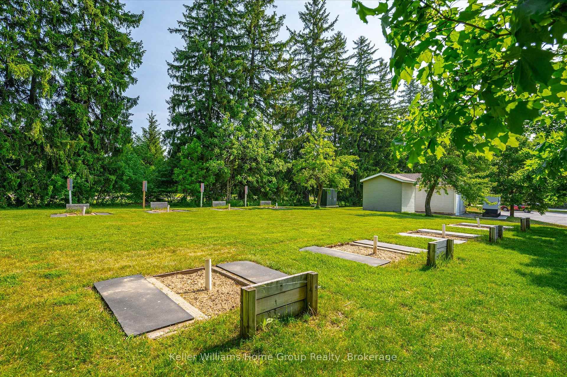 Photo 44 of 136 Bristlecone Crescent, Centre Wellington, Belwood — HOMEH