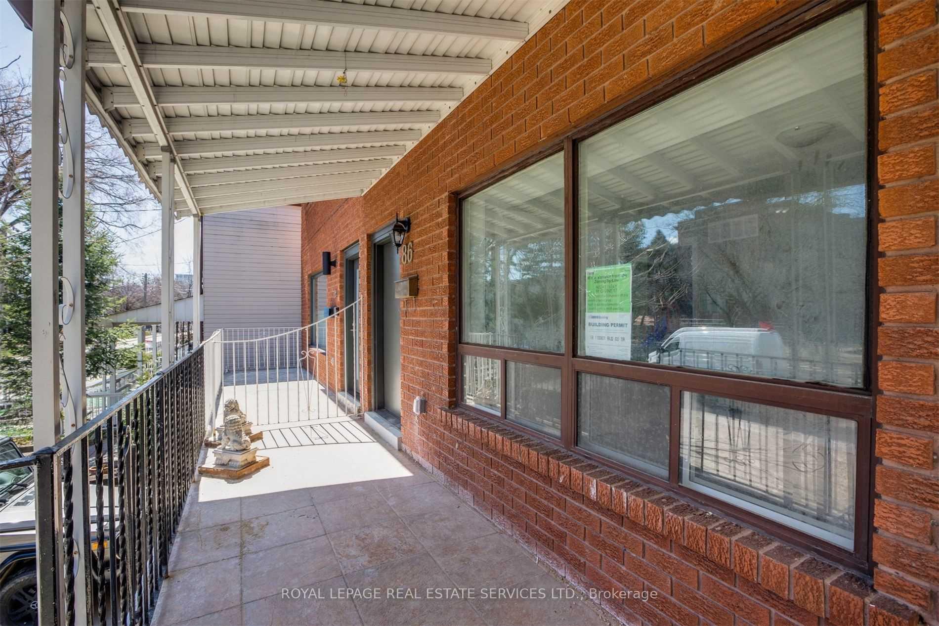 Photo 2 of Unit Upper, 86 Givins Street, Toronto, Trinity-Bellwoods — HOMEH