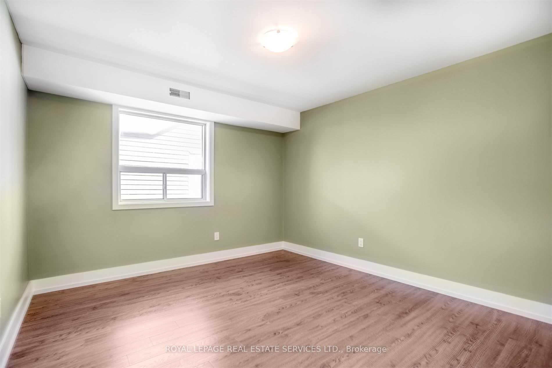 Photo 16 of Unit Upper, 86 Givins Street, Toronto, Trinity-Bellwoods — HOMEH