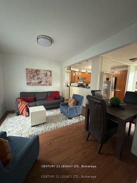Photo 2 of 795 Barton Street, Hamilton, Stoney Creek Industrial — HOMEH