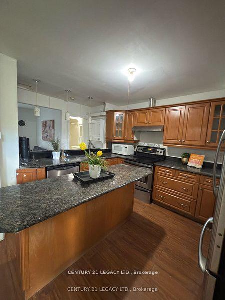 Photo 3 of 795 Barton Street, Hamilton, Stoney Creek Industrial — HOMEH