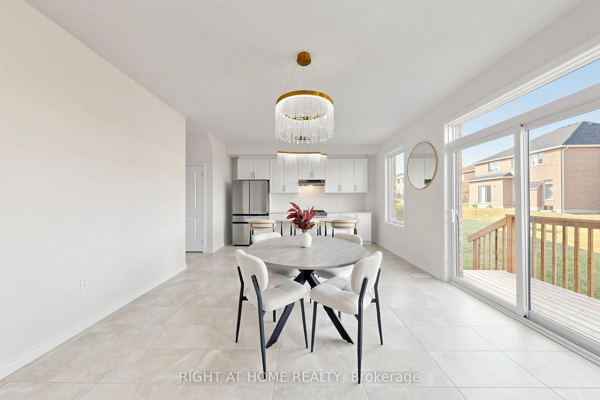 Photo 45 of 40 Ainslie Hill Crescent, Georgina, Sutton & Jackson's Point — HOMEH