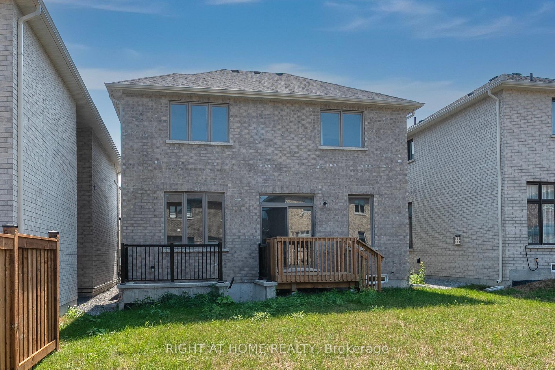Photo 69 of 40 Ainslie Hill Crescent, Georgina, Sutton & Jackson's Point — HOMEH