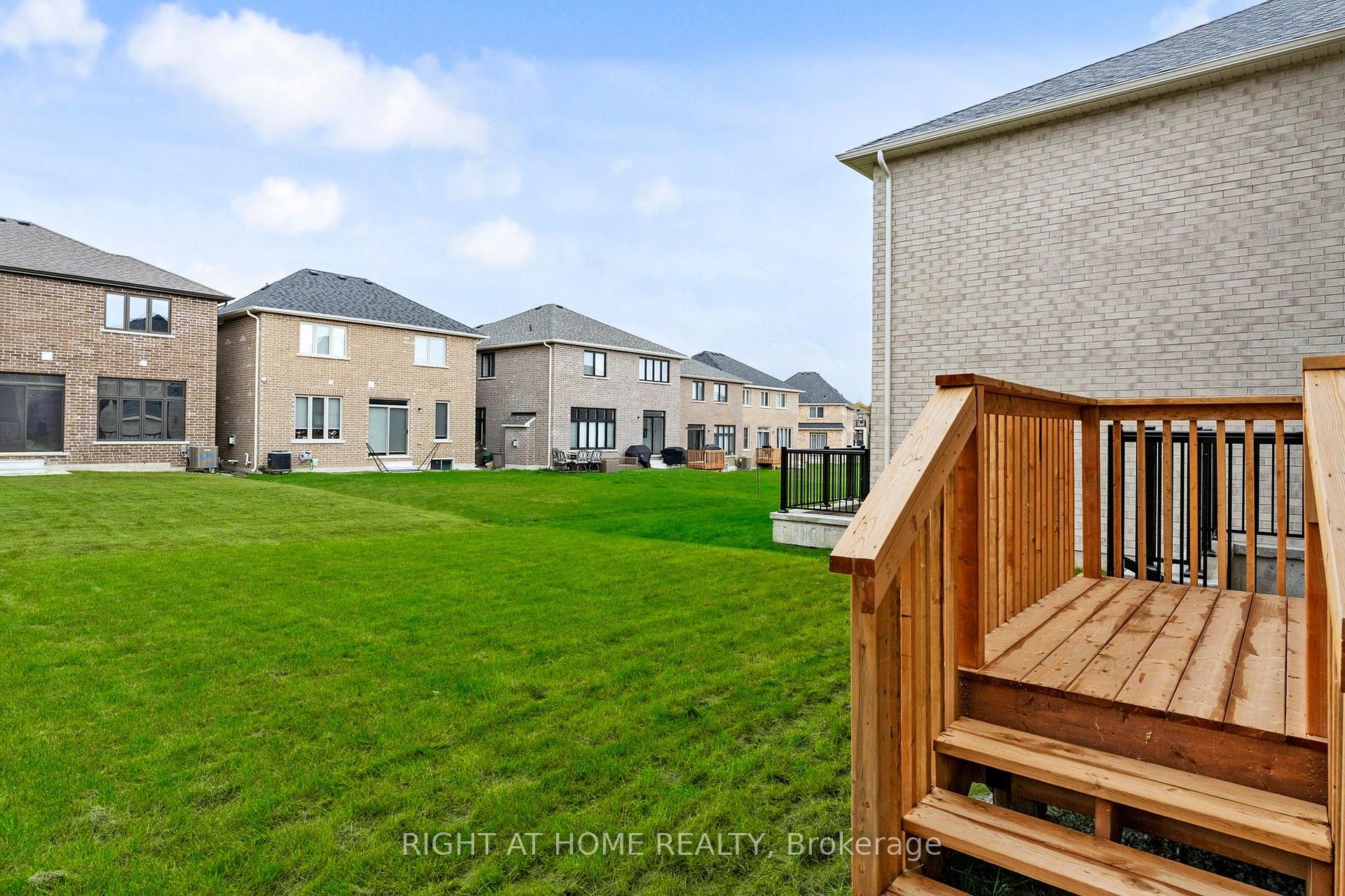 Photo 72 of 40 Ainslie Hill Crescent, Georgina, Sutton & Jackson's Point — HOMEH
