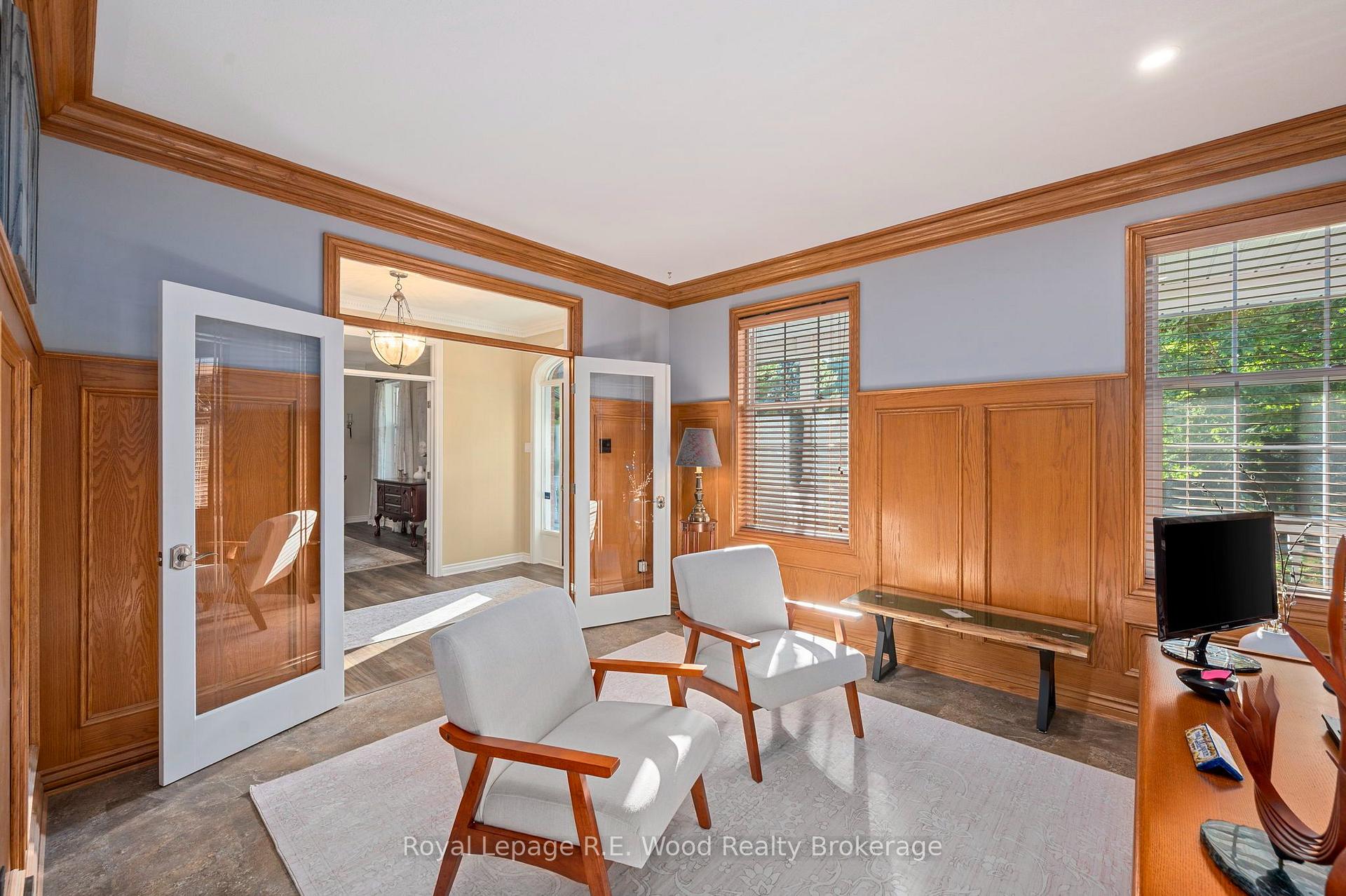 Photo 11 of 7335 Pack Road, London, South V — HOMEH