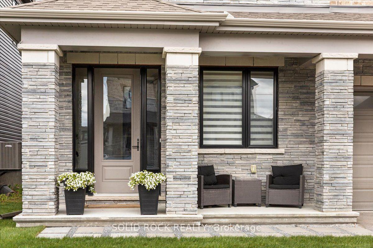 Photo 3 of 74 Ascari Road, Ottawa, Mahogany Community — HOMEH