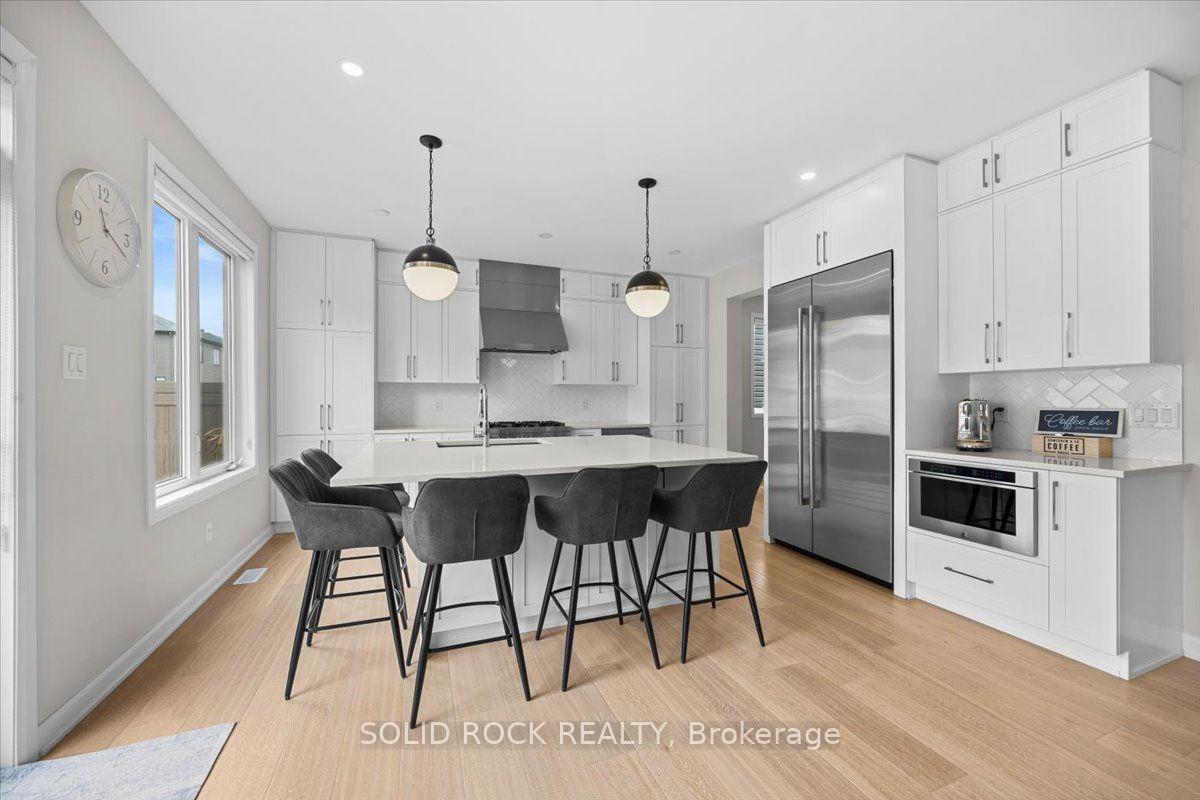 Photo 12 of 74 Ascari Road, Ottawa, Mahogany Community — HOMEH