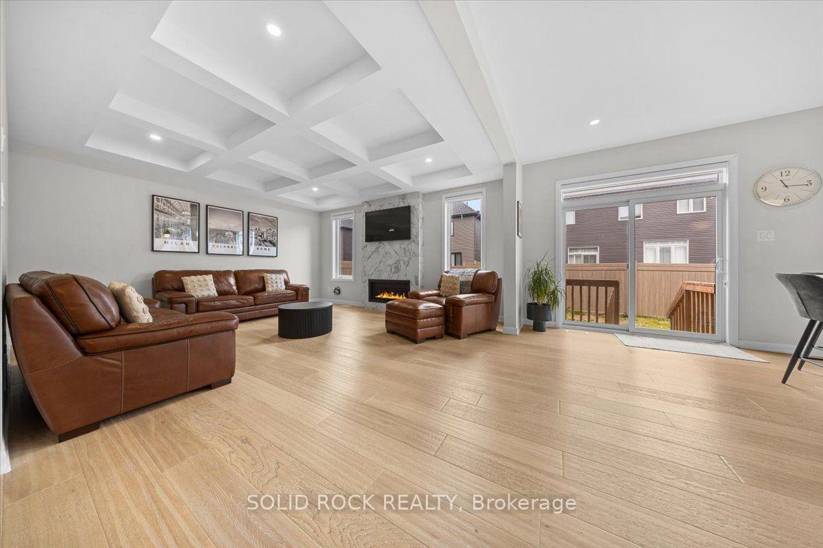 Photo 18 of 74 Ascari Road, Ottawa, Mahogany Community — HOMEH