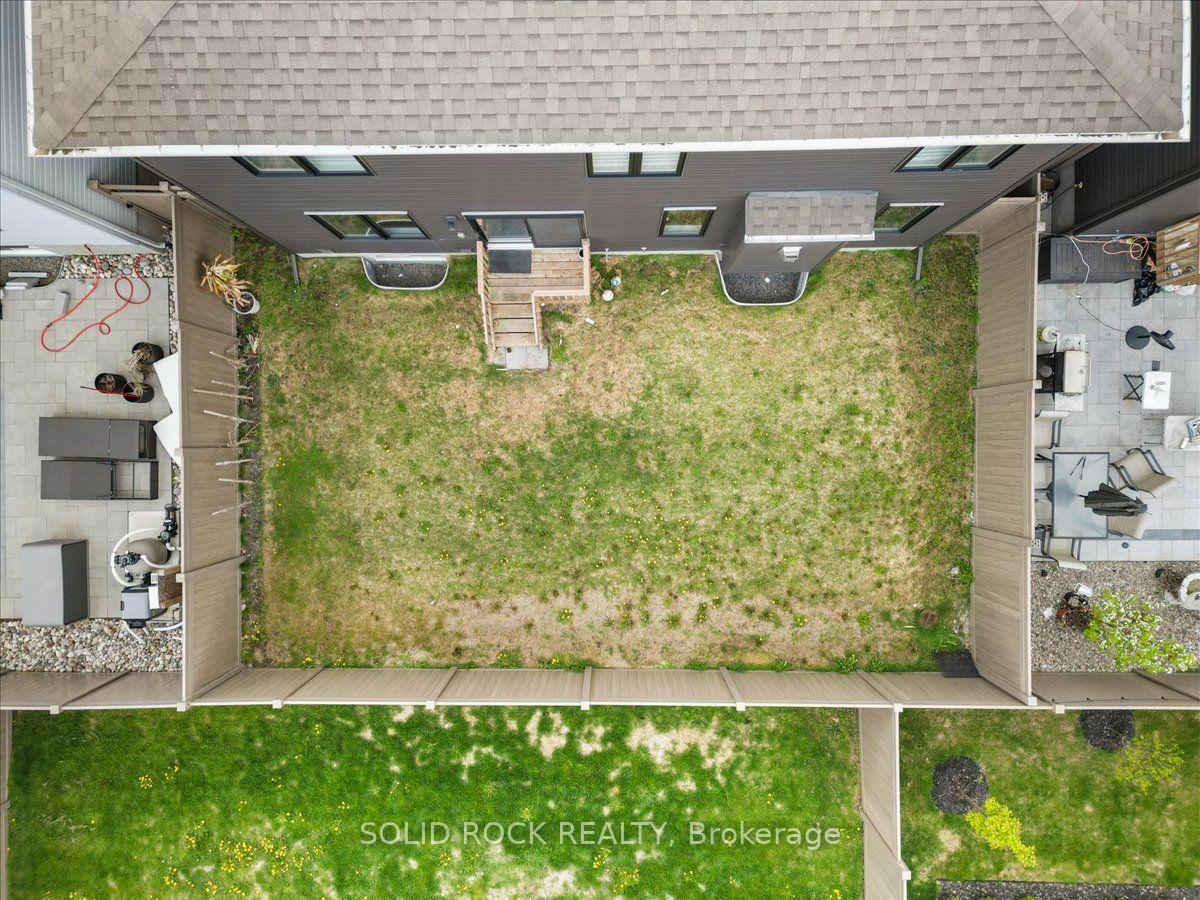 Photo 36 of 74 Ascari Road, Ottawa, Mahogany Community — HOMEH