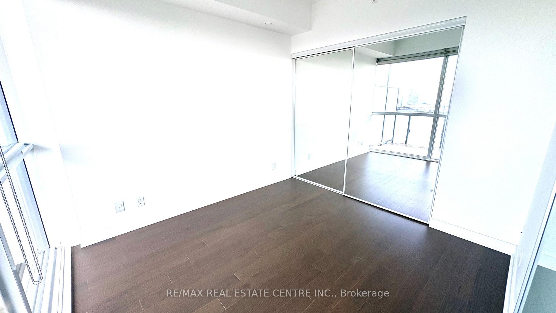 Photo 6 of Unit 4710, 15 Grenville Street, Toronto, Bay Street Corridor — HOMEH