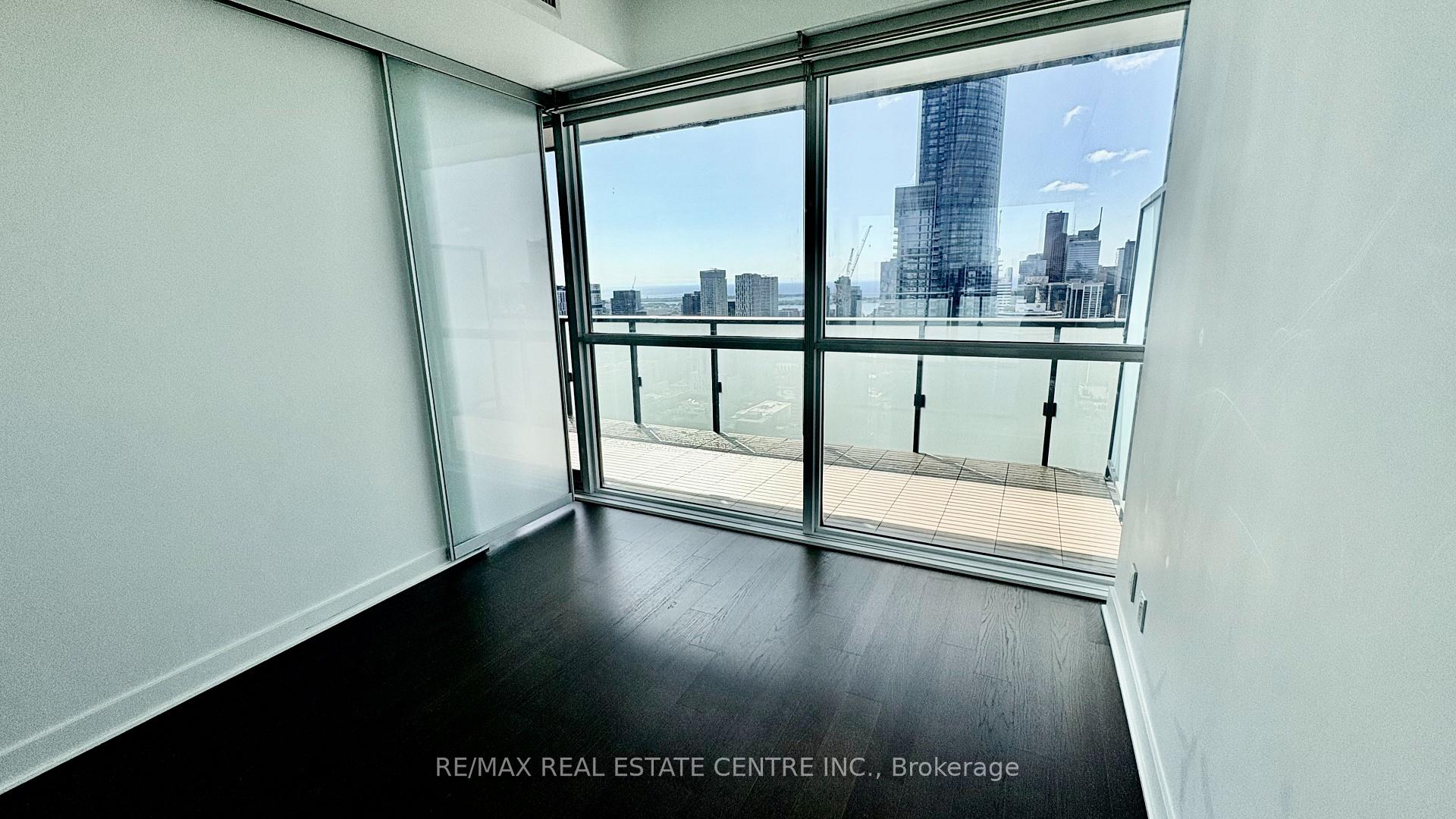 Photo 7 of Unit 4710, 15 Grenville Street, Toronto, Bay Street Corridor — HOMEH