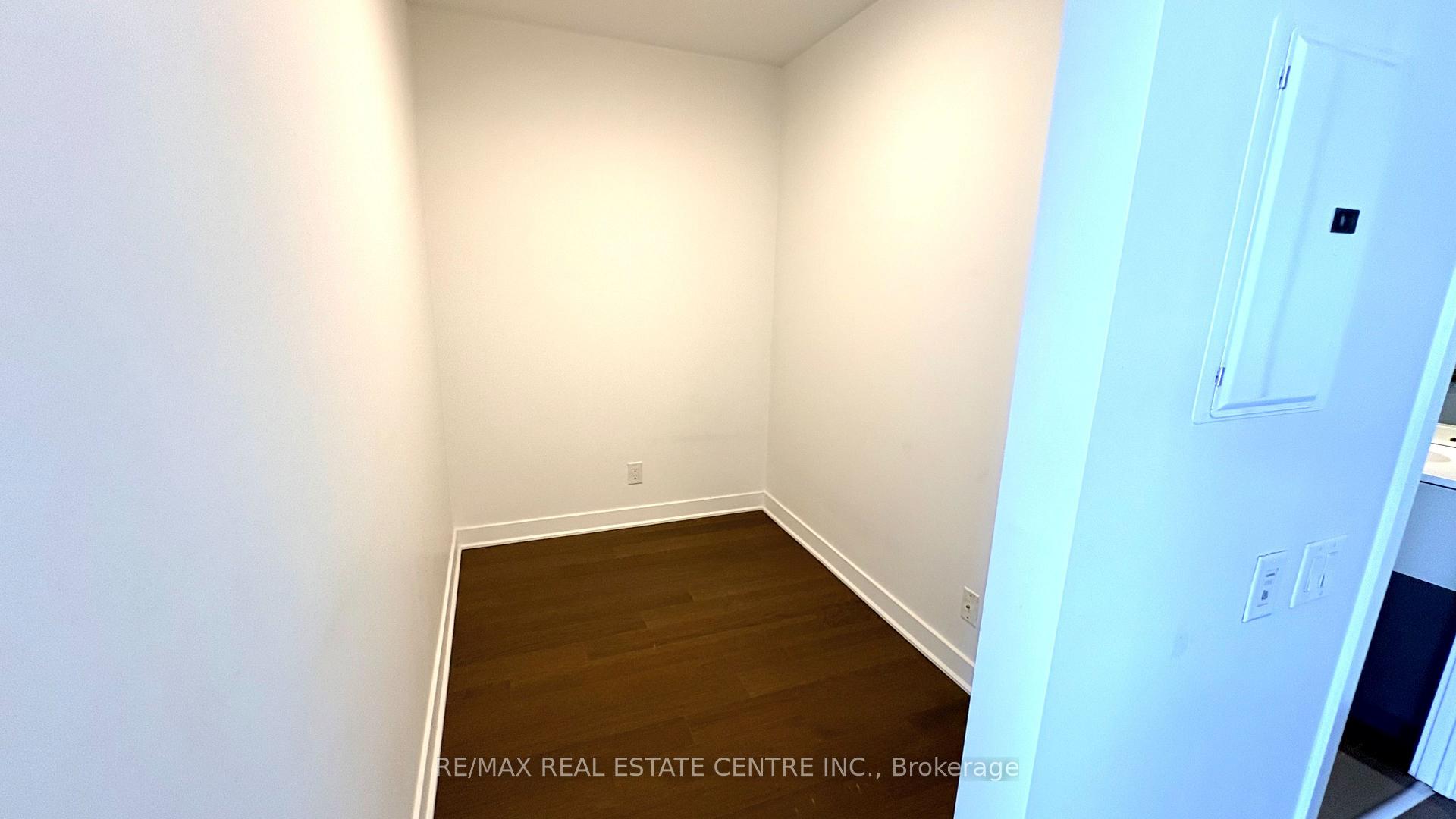 Photo 8 of Unit 4710, 15 Grenville Street, Toronto, Bay Street Corridor — HOMEH