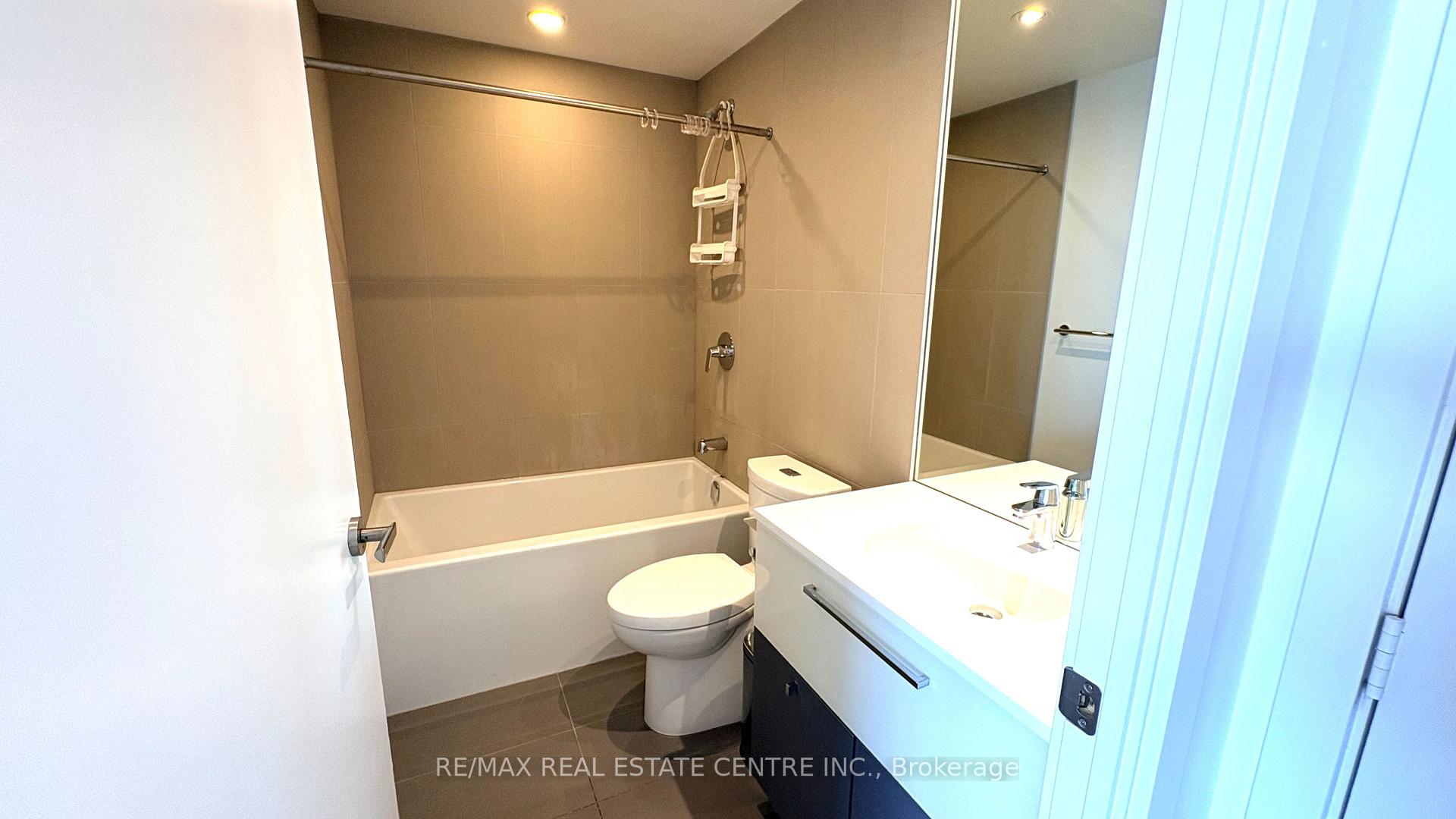 Photo 10 of Unit 4710, 15 Grenville Street, Toronto, Bay Street Corridor — HOMEH