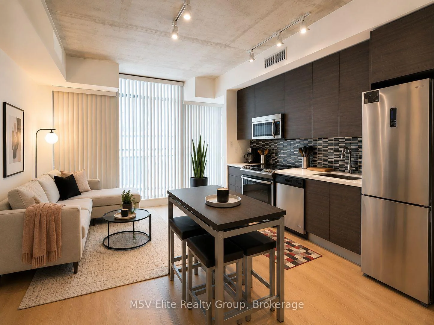 Photo 1 of Unit 426, 111 Bathurst Street, Toronto, Waterfront Communities — HOMEH