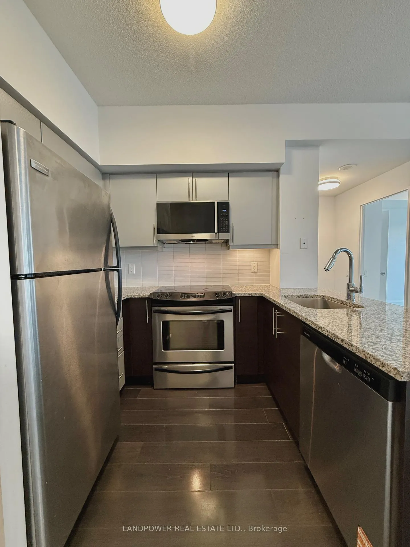 Photo 7 of Unit 306, 83 Redpath Avenue, Toronto, Mount Pleasant West — HOMEH