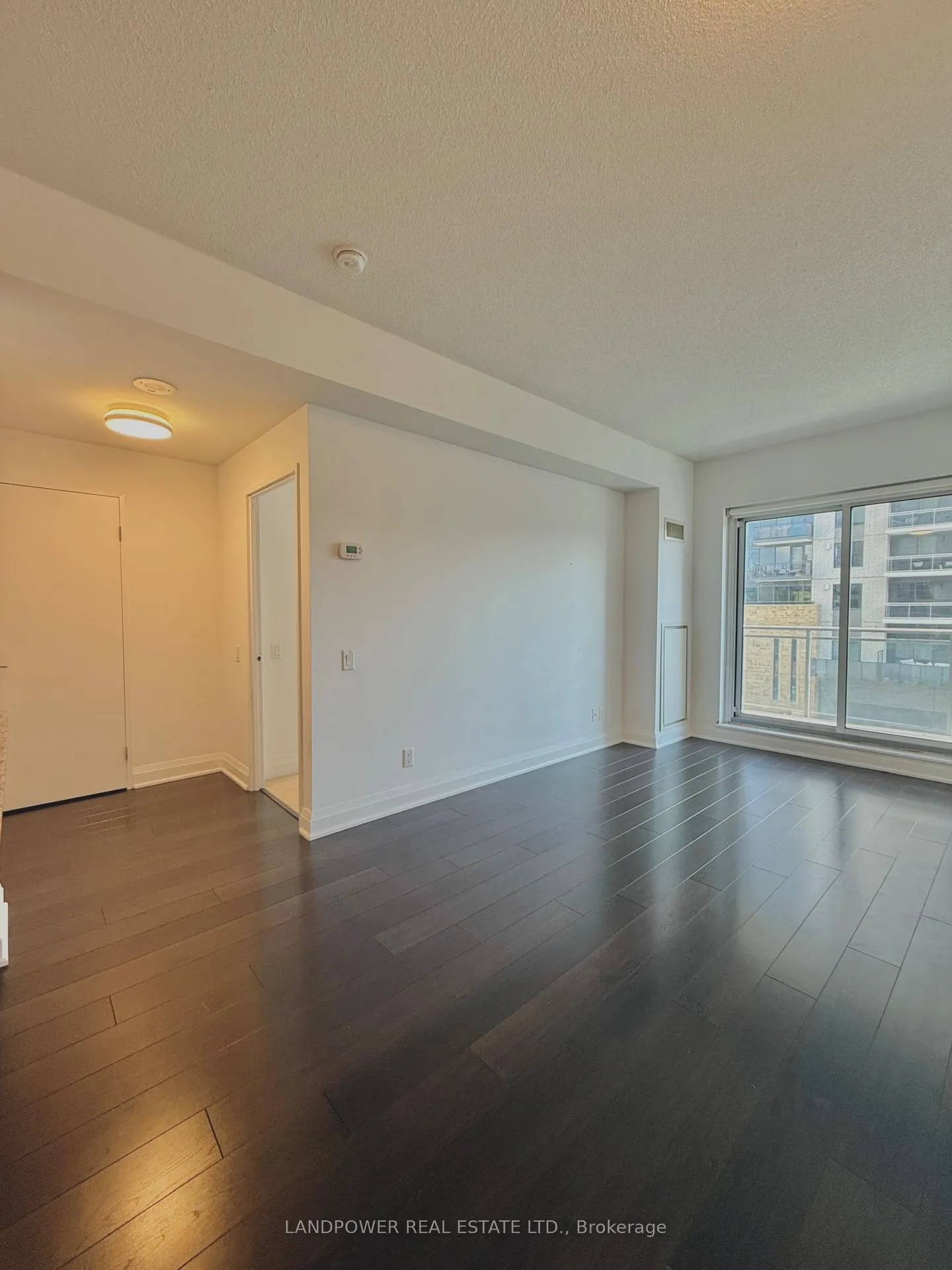 Photo 9 of Unit 306, 83 Redpath Avenue, Toronto, Mount Pleasant West — HOMEH