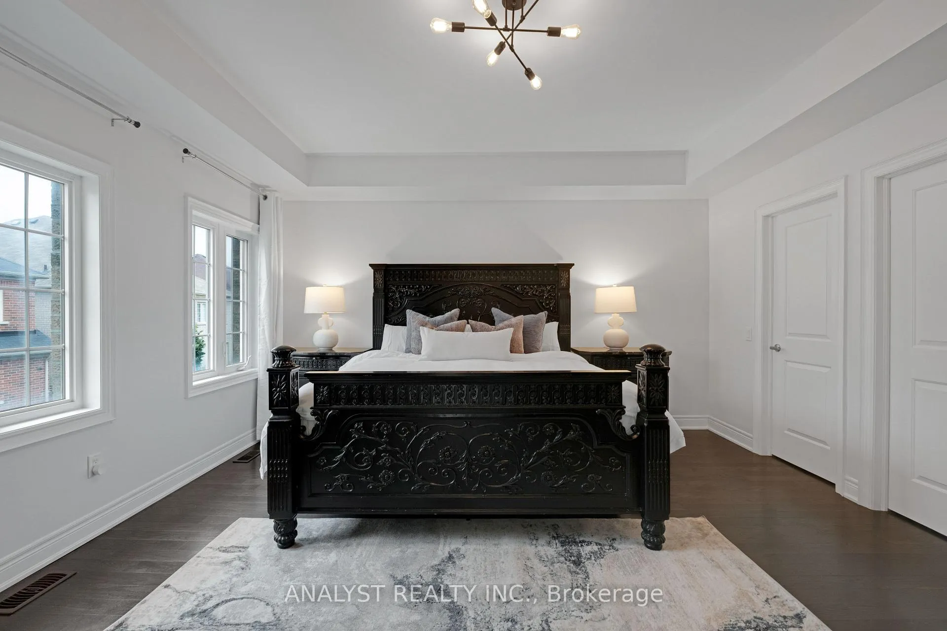 Photo 16 of 43 Condor Way, Vaughan, Kleinburg — HOMEH