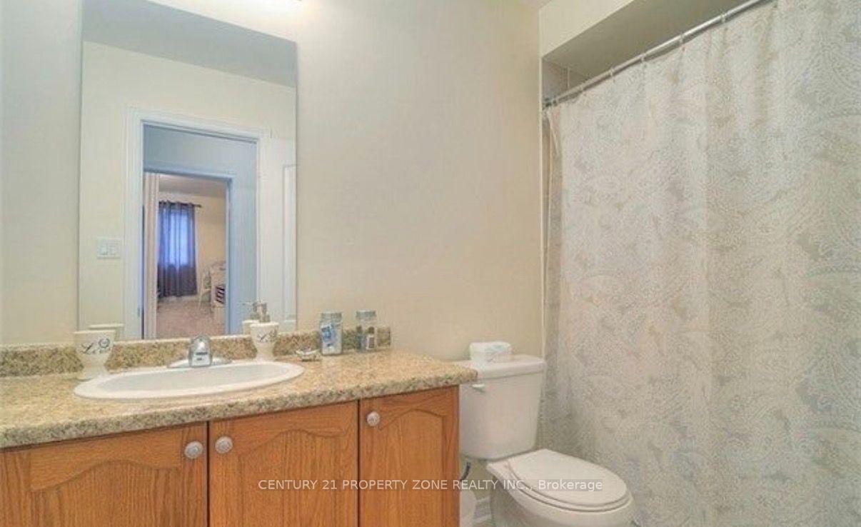 Photo 11 of 38 Banbridge Crescent, Brampton, Credit Valley — HOMEH
