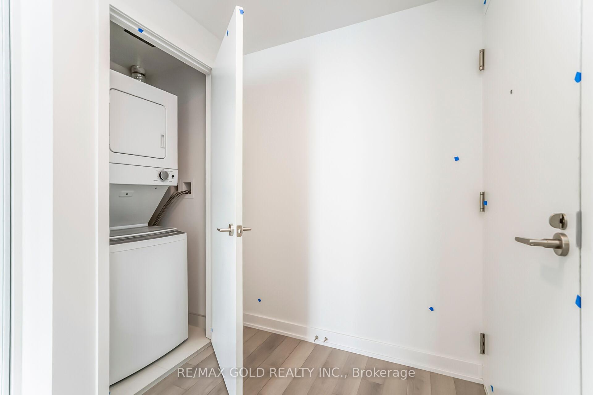 Photo 9 of Unit 2818, 230 Simcoe Street, Toronto, Kensington-Chinatown — HOMEH