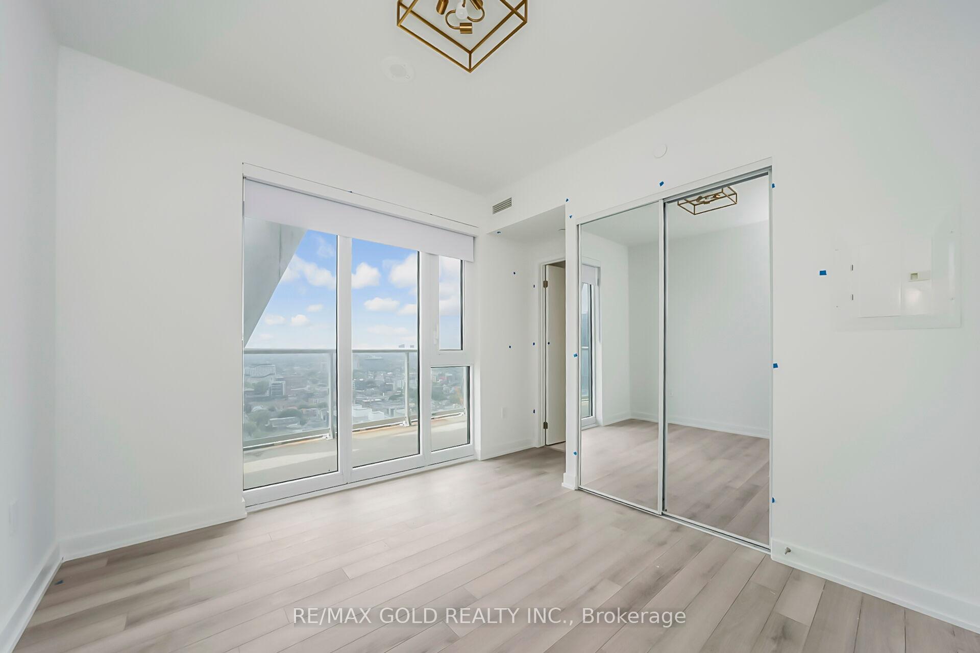 Photo 12 of Unit 2818, 230 Simcoe Street, Toronto, Kensington-Chinatown — HOMEH