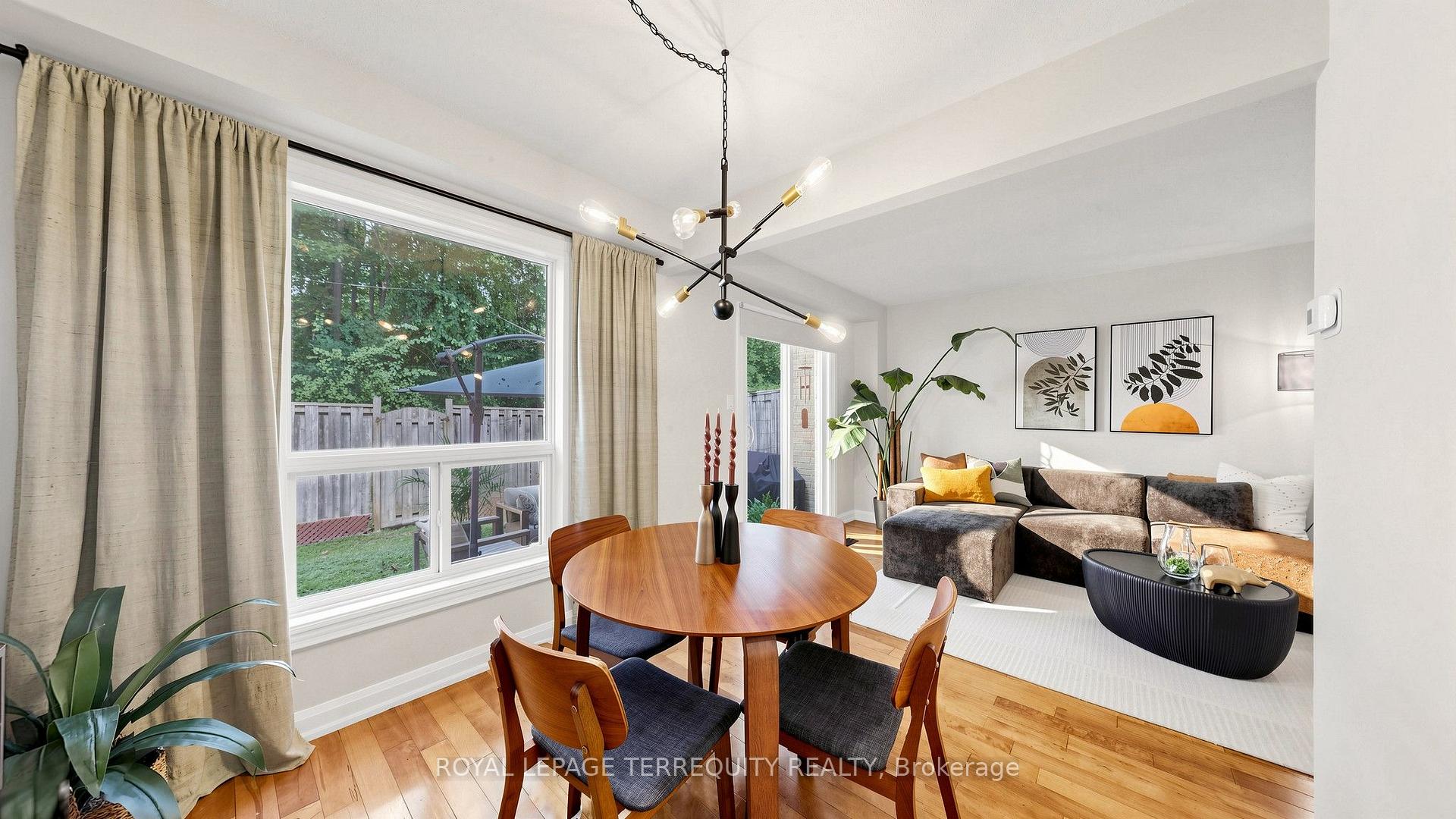 Photo 9 of Unit 18, 18 Morley Crescent, Brampton, Central Park — HOMEH