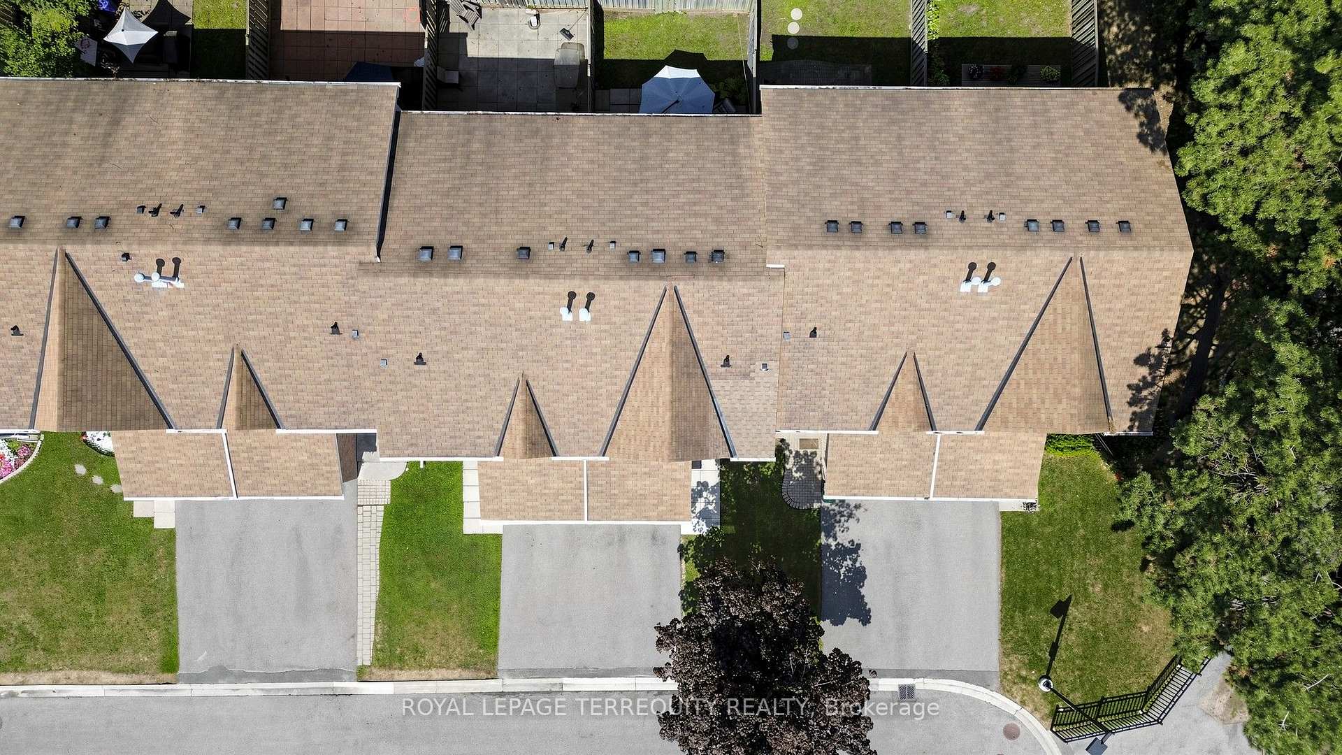 Photo 42 of Unit 18, 18 Morley Crescent, Brampton, Central Park — HOMEH