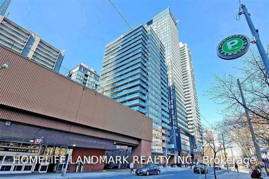 Photo 3 of Unit 3210, 28 Wellesley Street E, Toronto, Church-Yonge Corridor — HOMEH