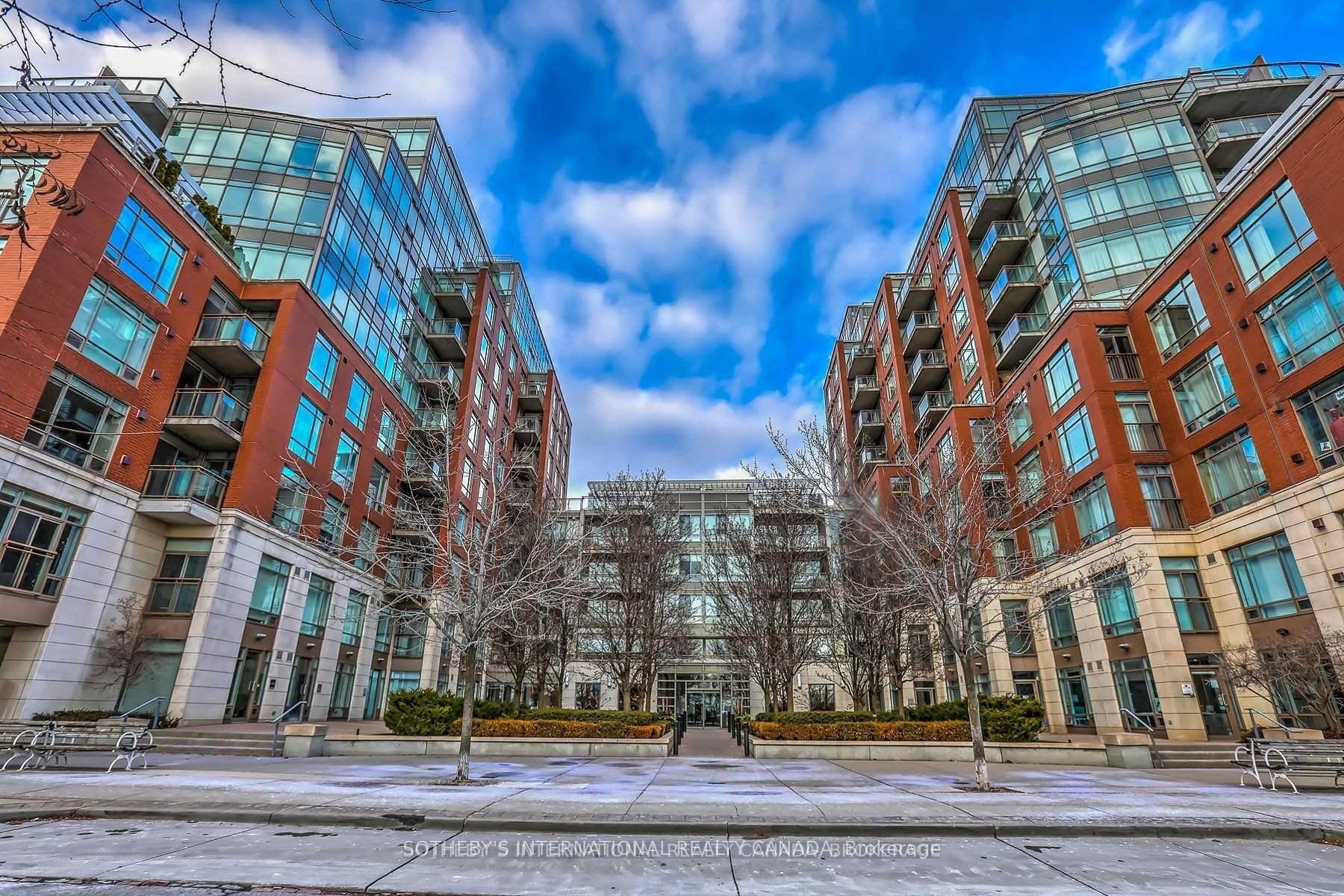 Front of Unit 610W, 500 Queens Quay W