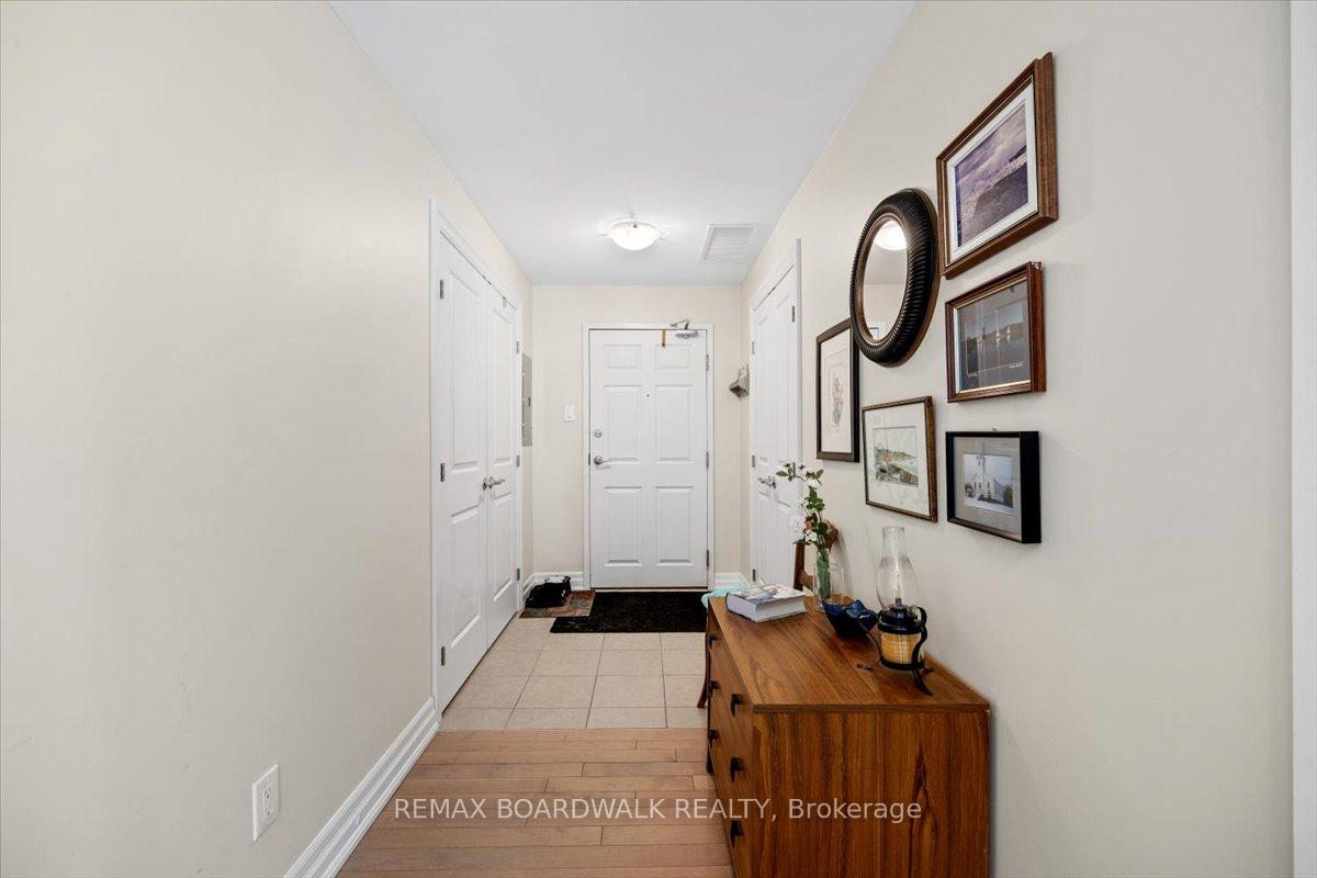 Photo 4 of Unit B102, 210 Janka Private, Ottawa, Kanata - Emerald Meadows/Trailwest — HOMEH