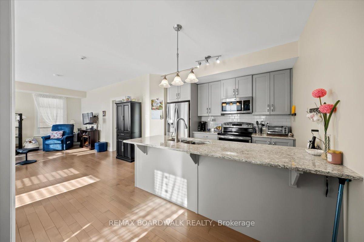 Photo 8 of Unit B102, 210 Janka Private, Ottawa, Kanata - Emerald Meadows/Trailwest — HOMEH