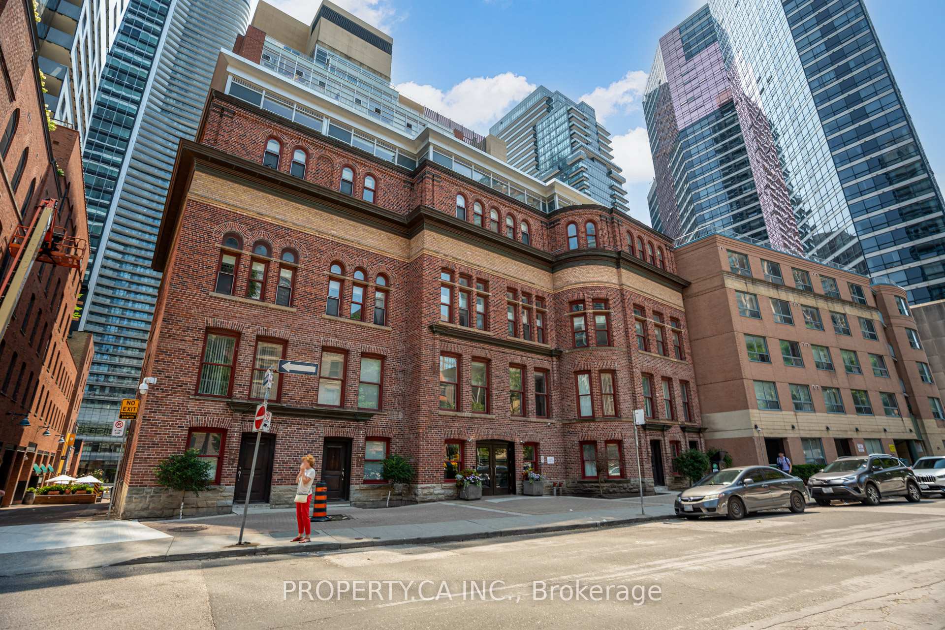 Photo 1 of Unit 103, 11 St. Joseph Street, Toronto, Bay Street Corridor — HOMEH