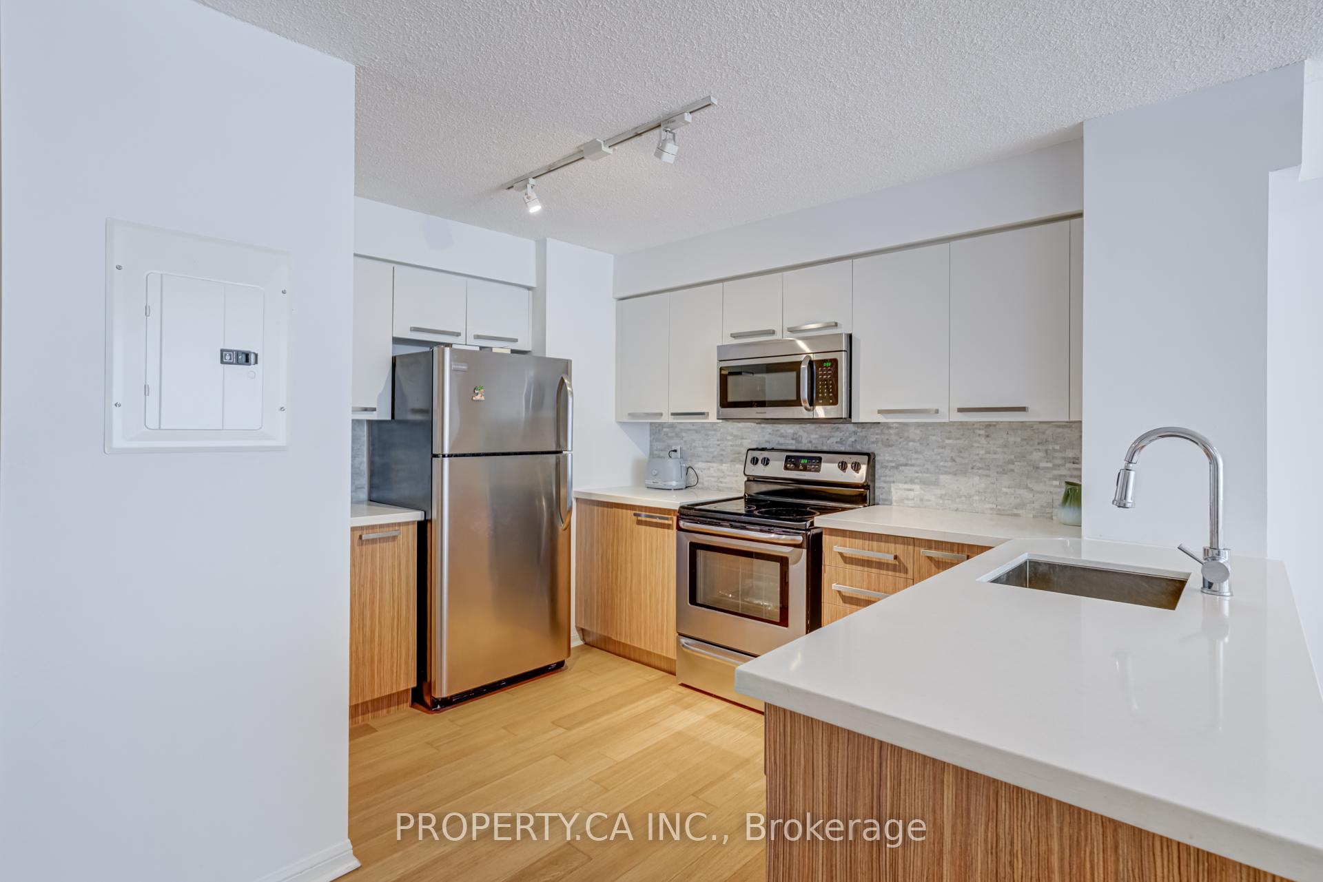 Photo 13 of Unit 103, 11 St. Joseph Street, Toronto, Bay Street Corridor — HOMEH