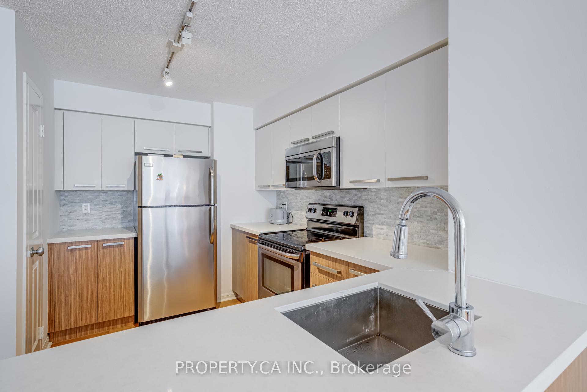 Photo 14 of Unit 103, 11 St. Joseph Street, Toronto, Bay Street Corridor — HOMEH