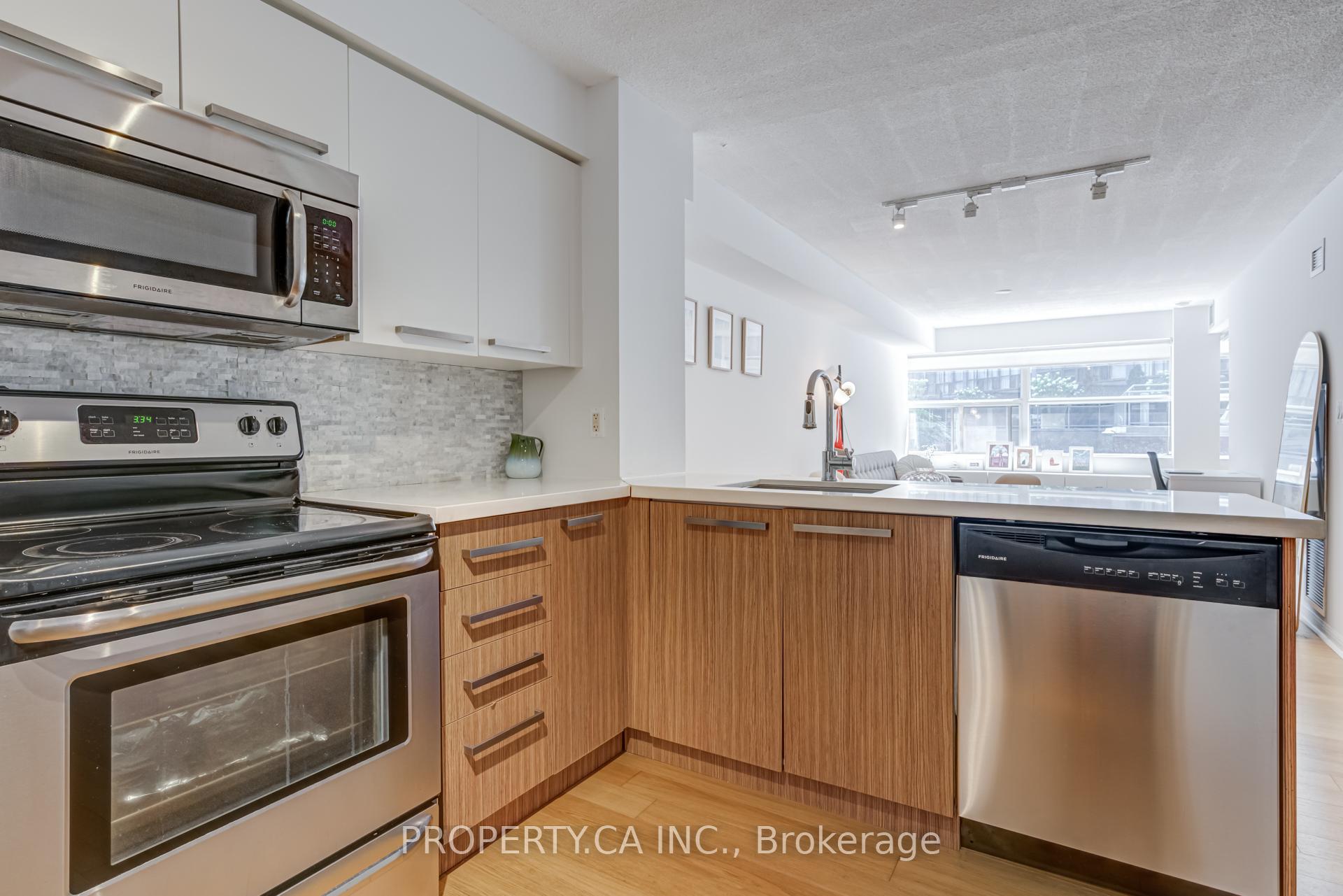 Photo 15 of Unit 103, 11 St. Joseph Street, Toronto, Bay Street Corridor — HOMEH