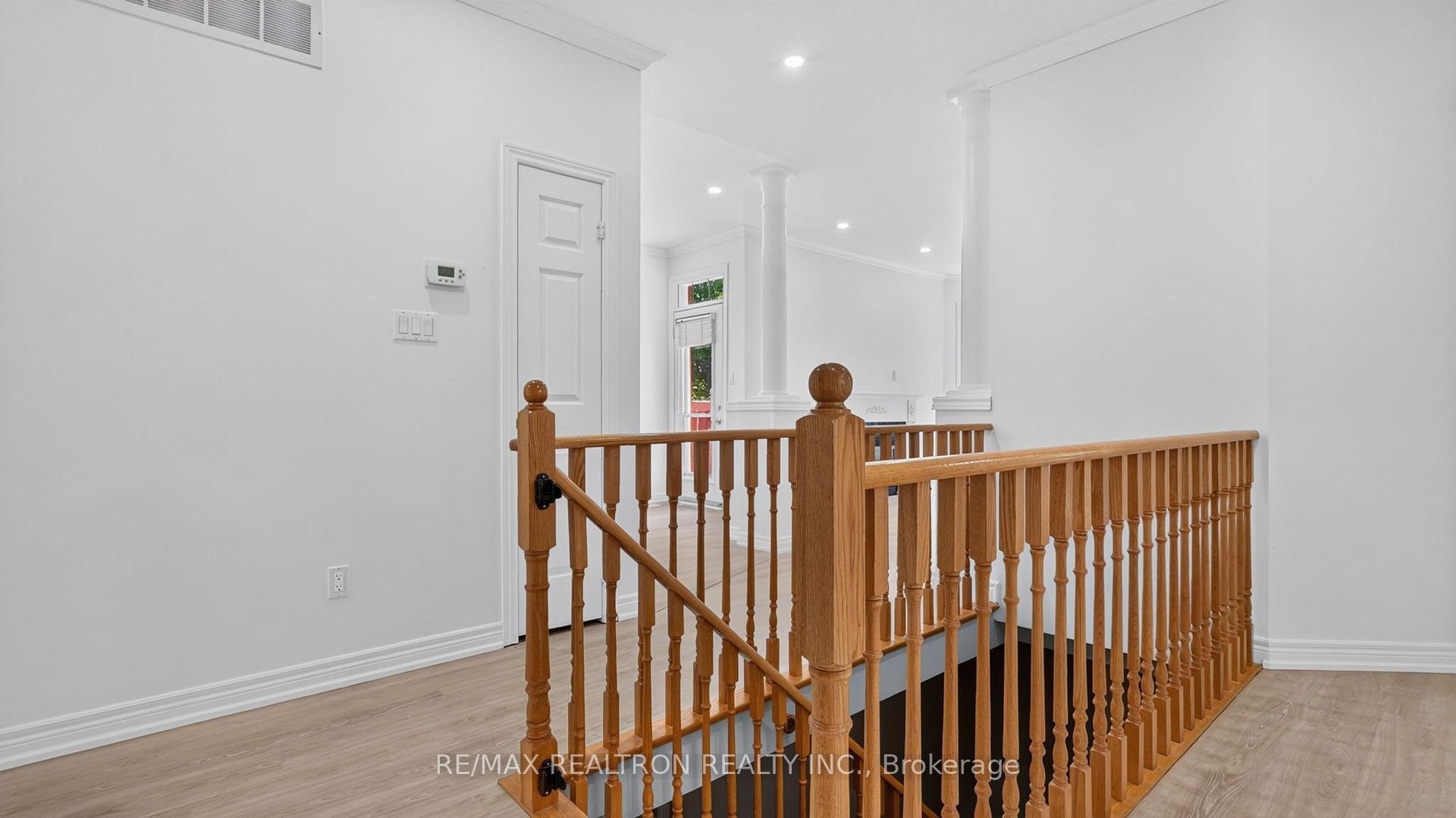 Photo 23 of 76 Cachet Boulevard, Whitby, Brooklin — HOMEH