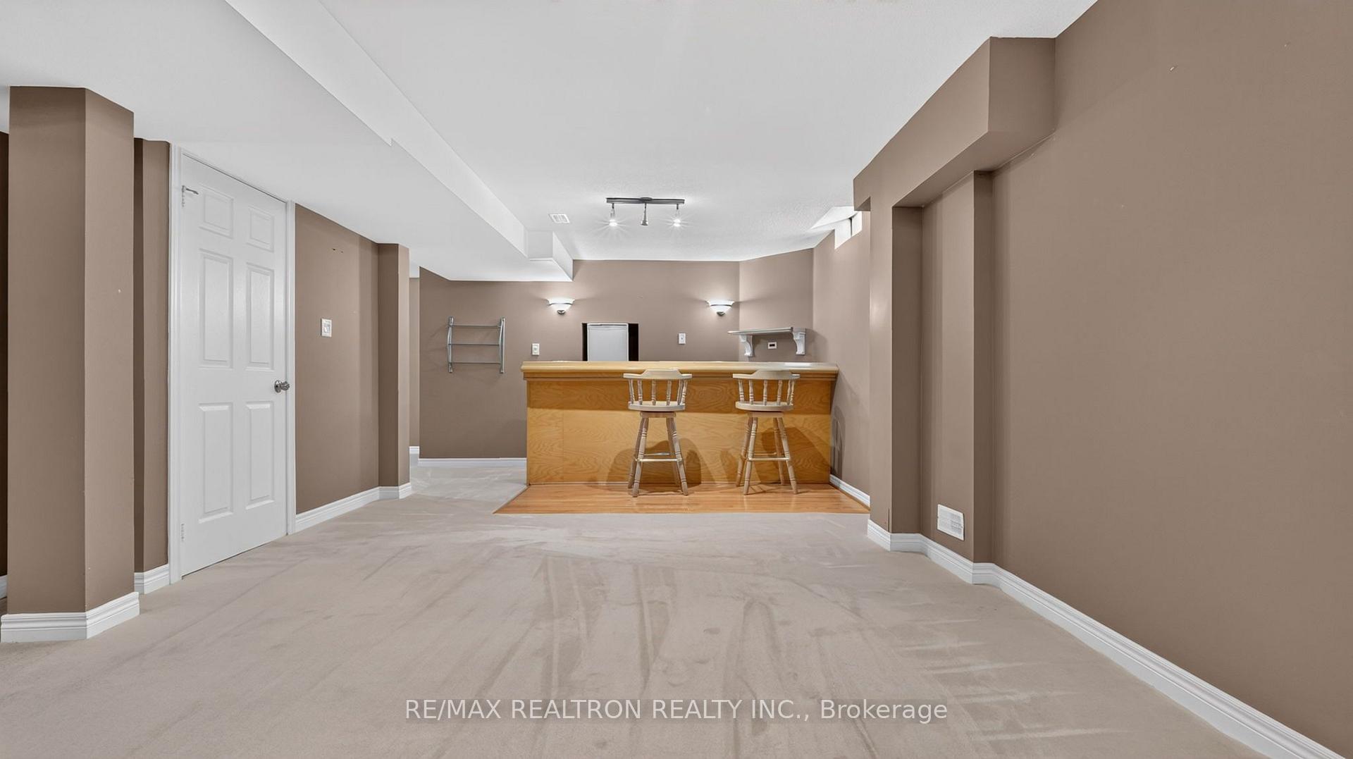 Photo 31 of 76 Cachet Boulevard, Whitby, Brooklin — HOMEH