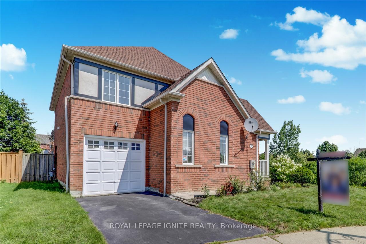 Photo 6 of 57 Armitage Crescent, Ajax, Northwest Ajax — HOMEH