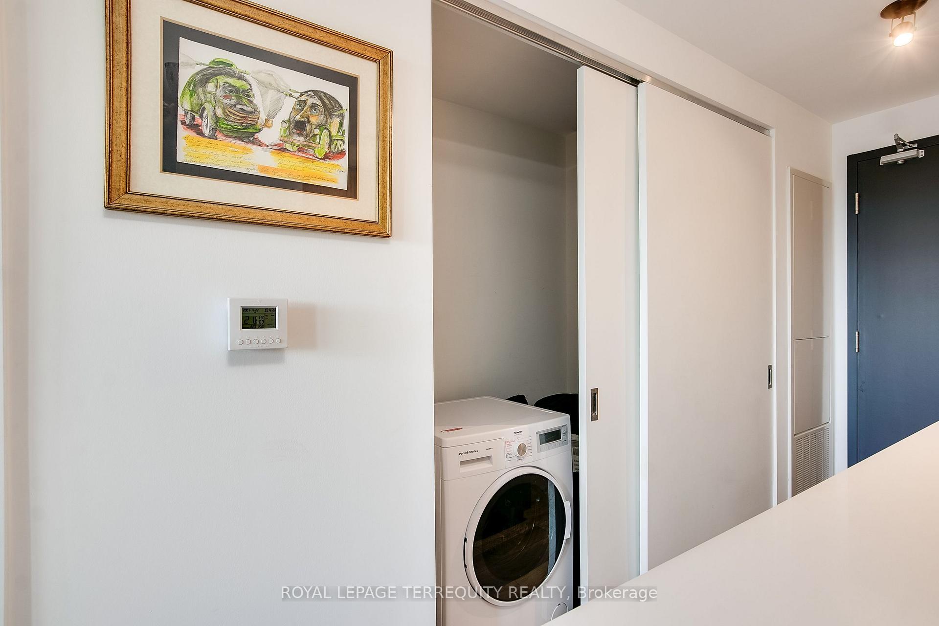 Photo 15 of Unit 526, 7 Smith Crescent, Etobicoke, Stonegate-Queensway — HOMEH