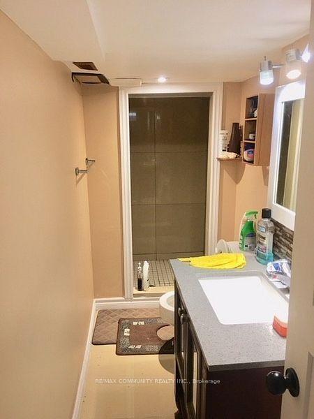 Photo 9 of 50 Geddington Crescent, Markham, Box Grove — HOMEH