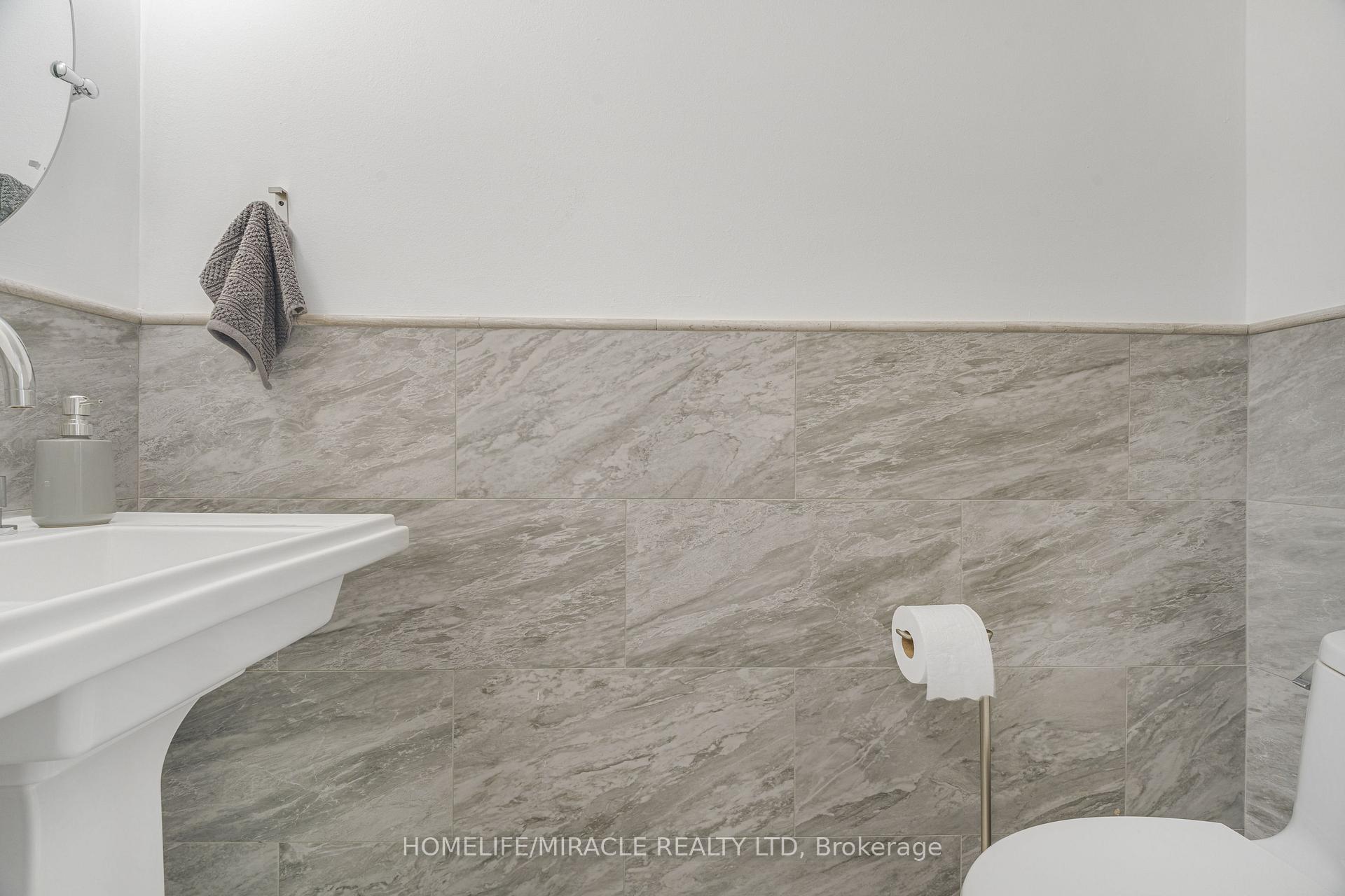 Photo 10 of Unit 51, 210 Royal Orchard Boulevard, Markham, Royal Orchard — HOMEH