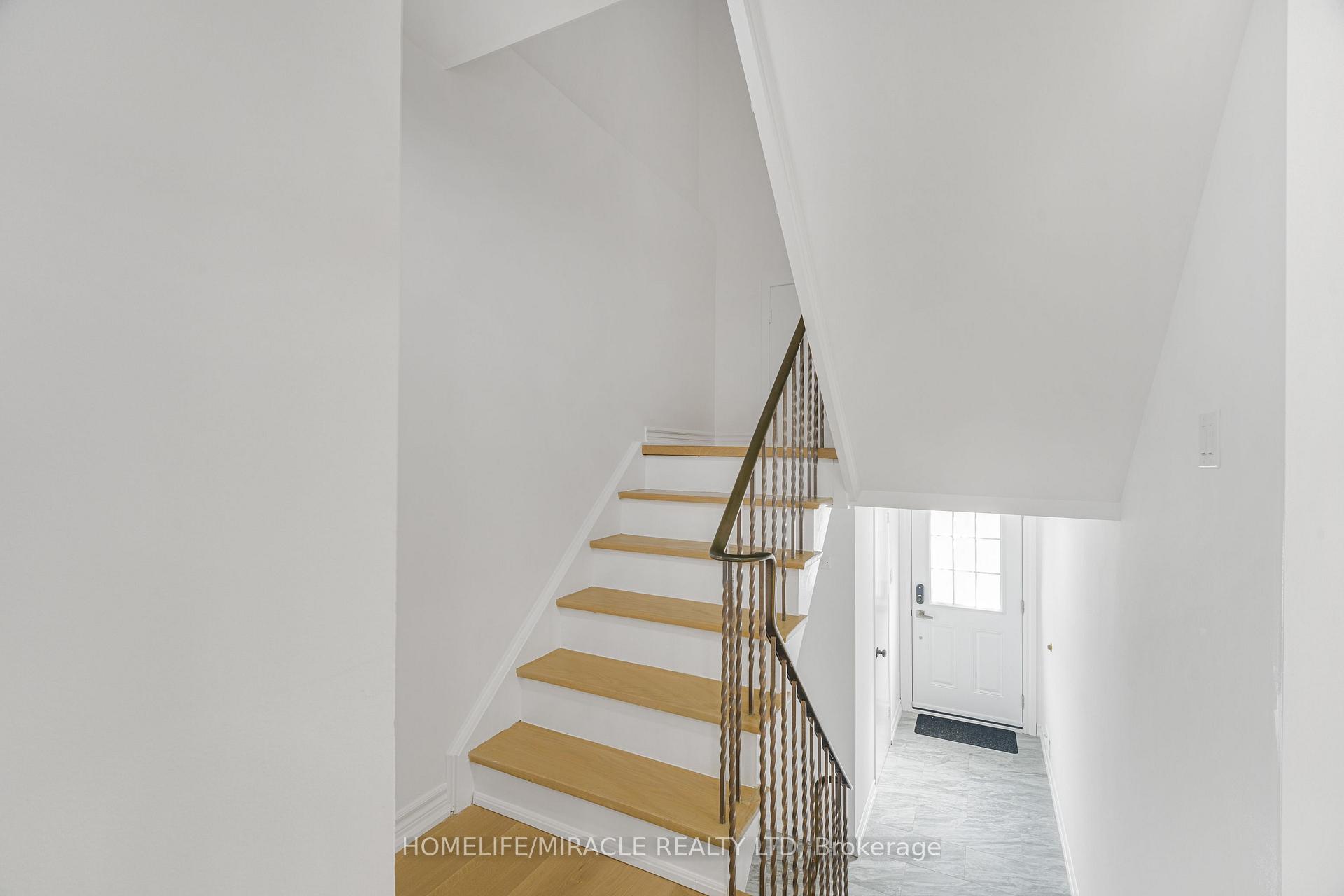 Photo 11 of Unit 51, 210 Royal Orchard Boulevard, Markham, Royal Orchard — HOMEH
