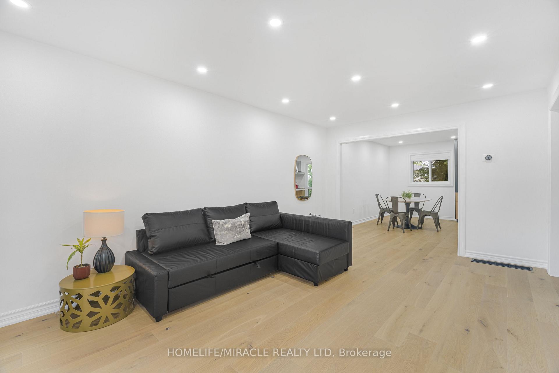 Photo 21 of Unit 51, 210 Royal Orchard Boulevard, Markham, Royal Orchard — HOMEH