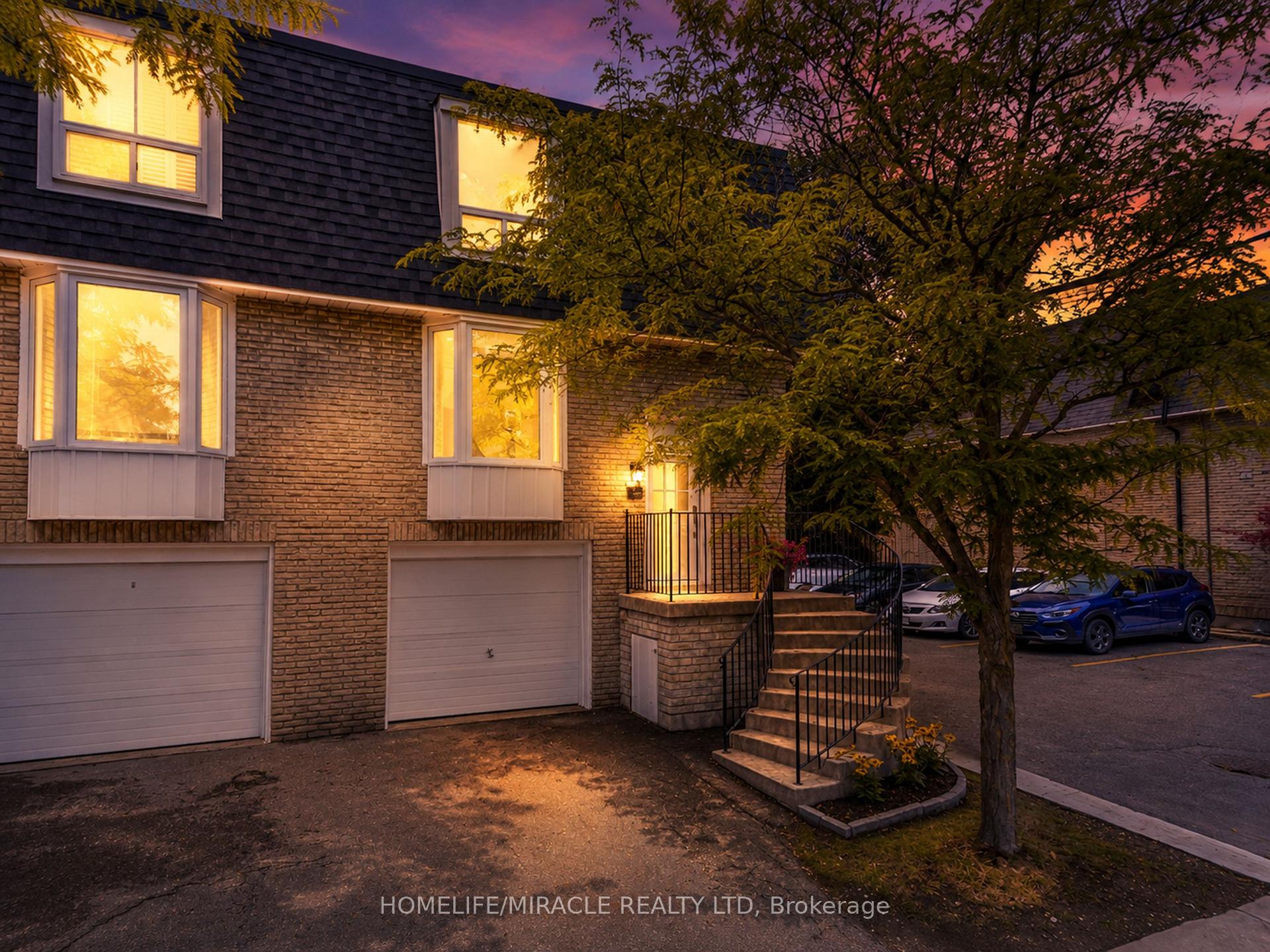 Photo 2 of Unit 51, 210 Royal Orchard Boulevard, Markham, Royal Orchard — HOMEH