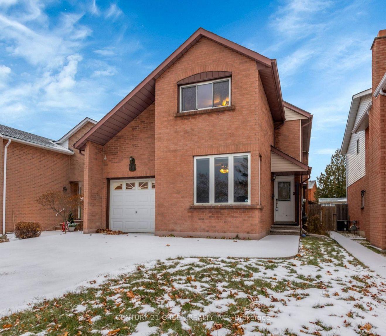 Photo 1 of Unit Main & Upper, 14 Clydebank Place, Hamilton, Stoney Creek — HOMEH
