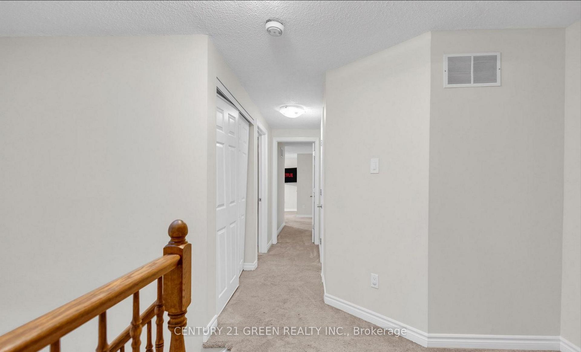 Photo 9 of Unit Main & Upper, 14 Clydebank Place, Hamilton, Stoney Creek — HOMEH