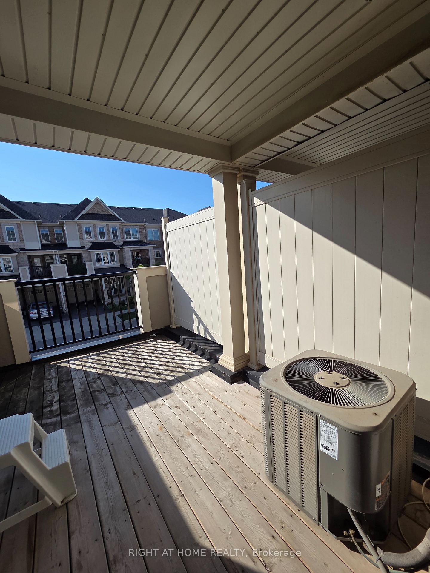 Photo 8 of 282 Jemima Drive E, Oakville, Glenorchy — HOMEH