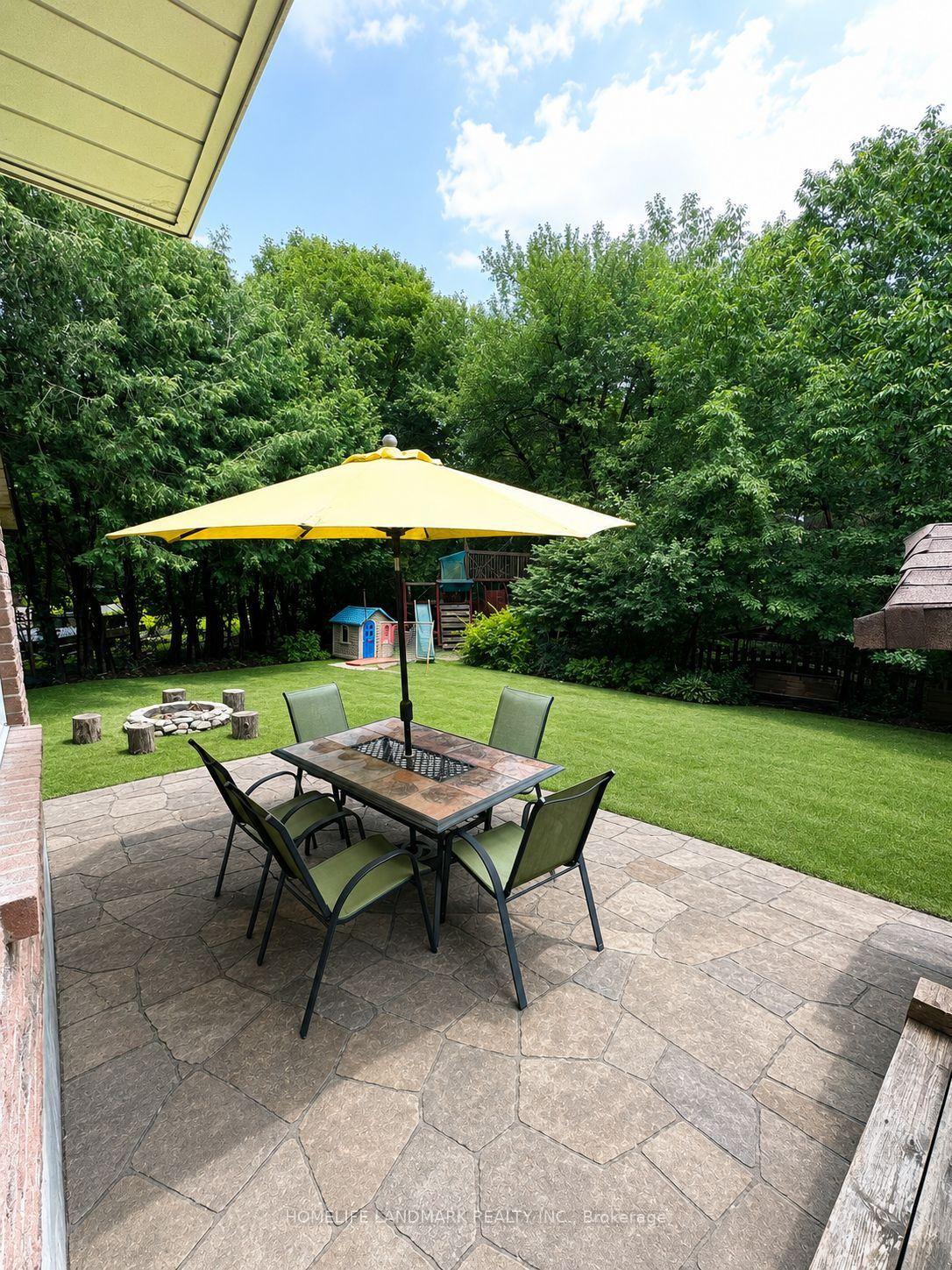 Photo 44 of 45 Sandusky Crescent, Aurora, Aurora Highlands — HOMEH