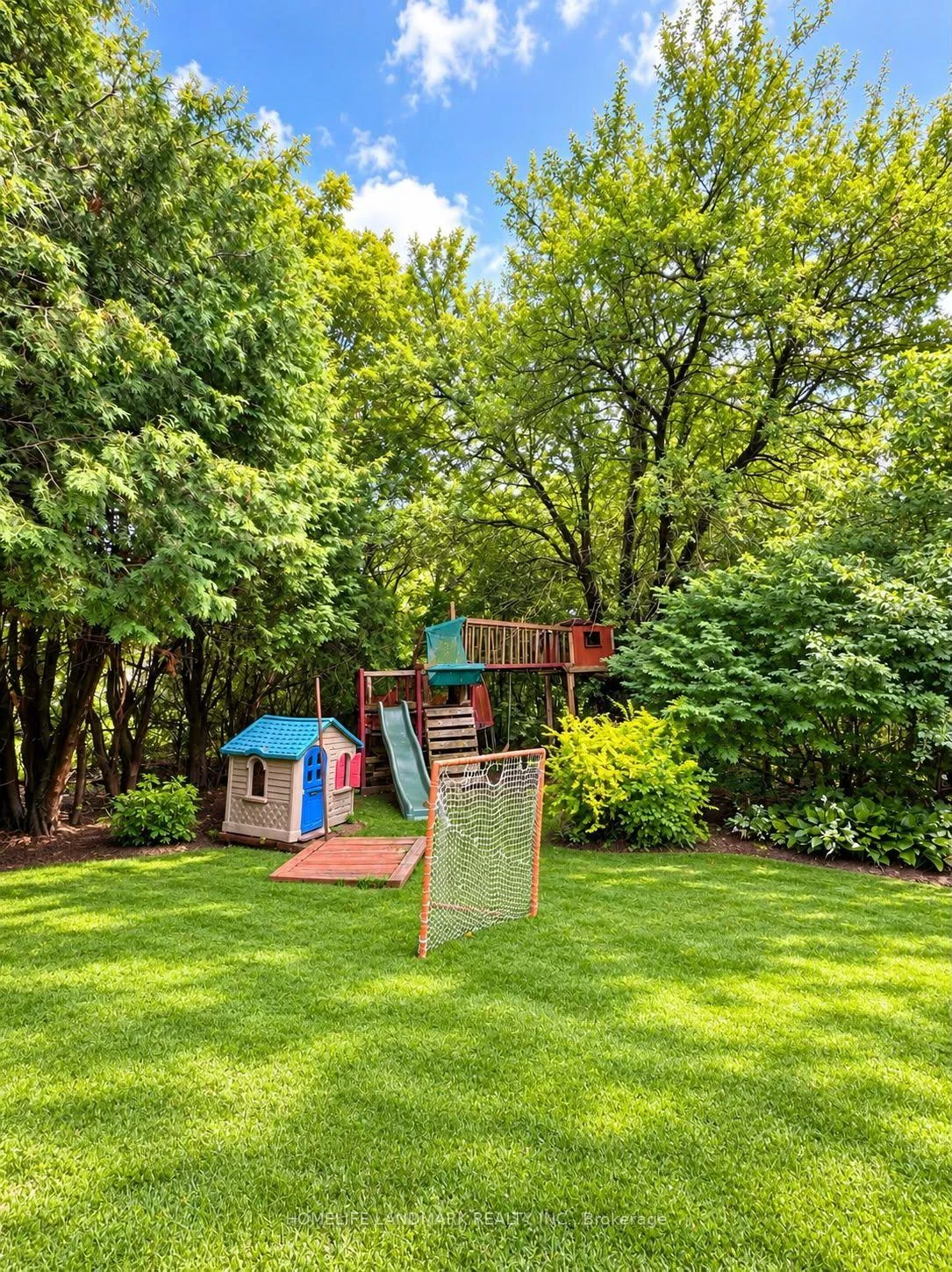 Photo 47 of 45 Sandusky Crescent, Aurora, Aurora Highlands — HOMEH