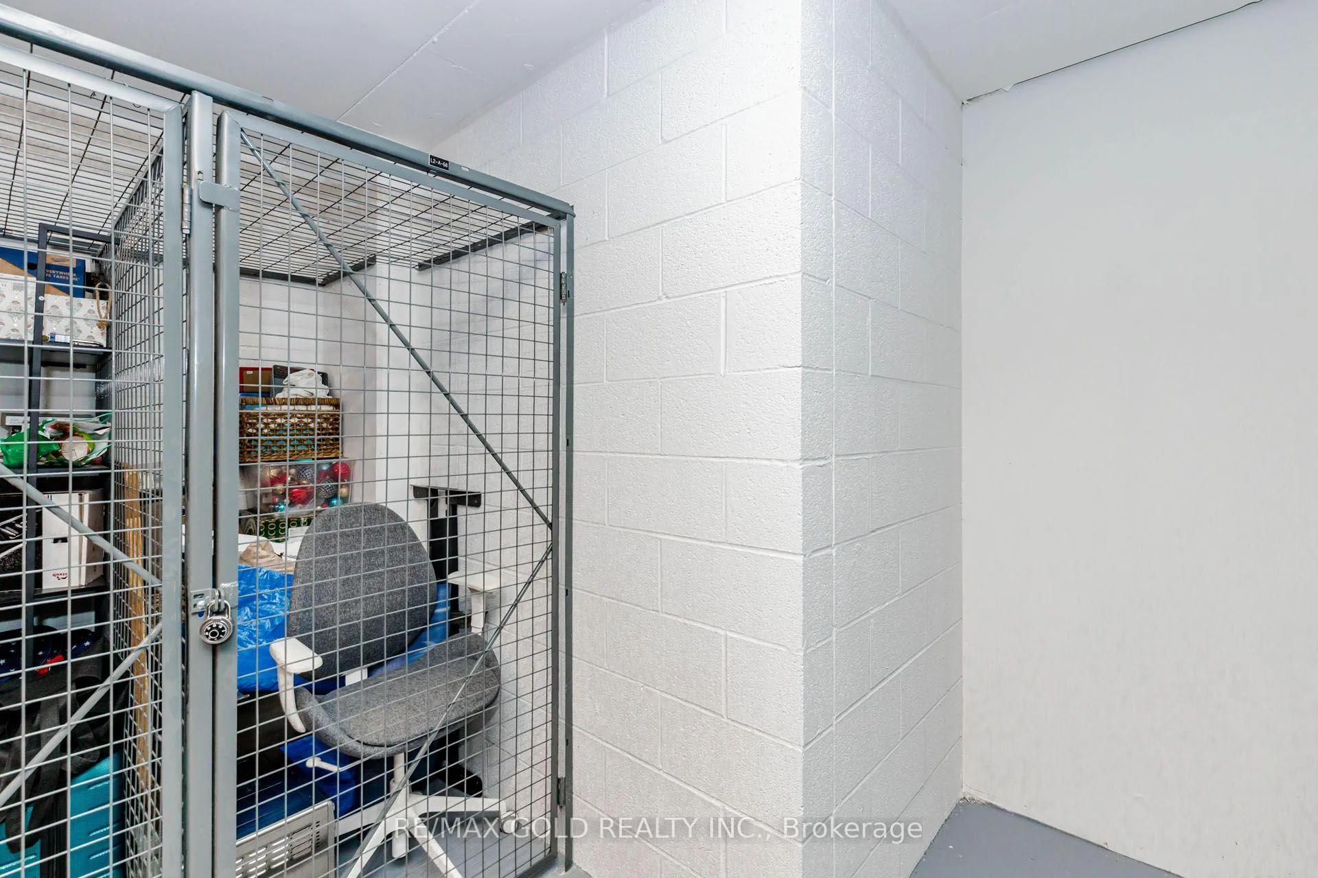 Photo 36 of 127 Broadway Avenue, Toronto, Mount Pleasant West — HOMEH